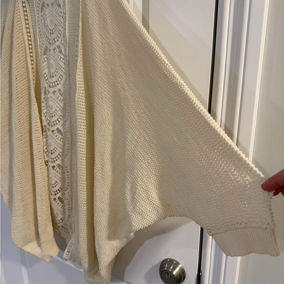 Torrid Plus Size Medallion Knit Ruana - Picture 5 of 9